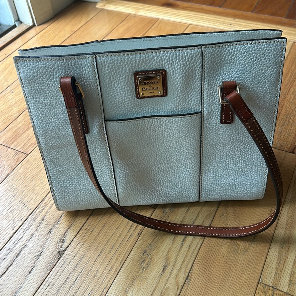 Dooney and Bourke White Purse